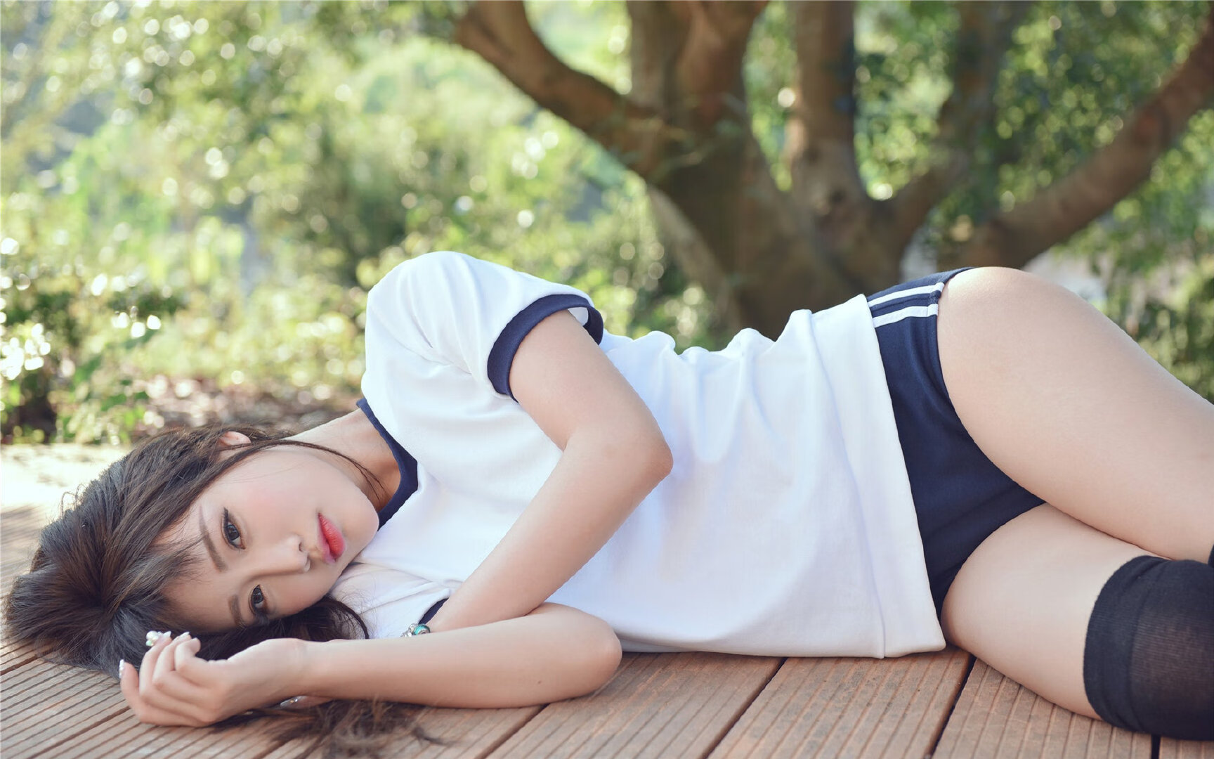 “武汉马拉松赛：选手的拼搏，让赛道见证奇迹”