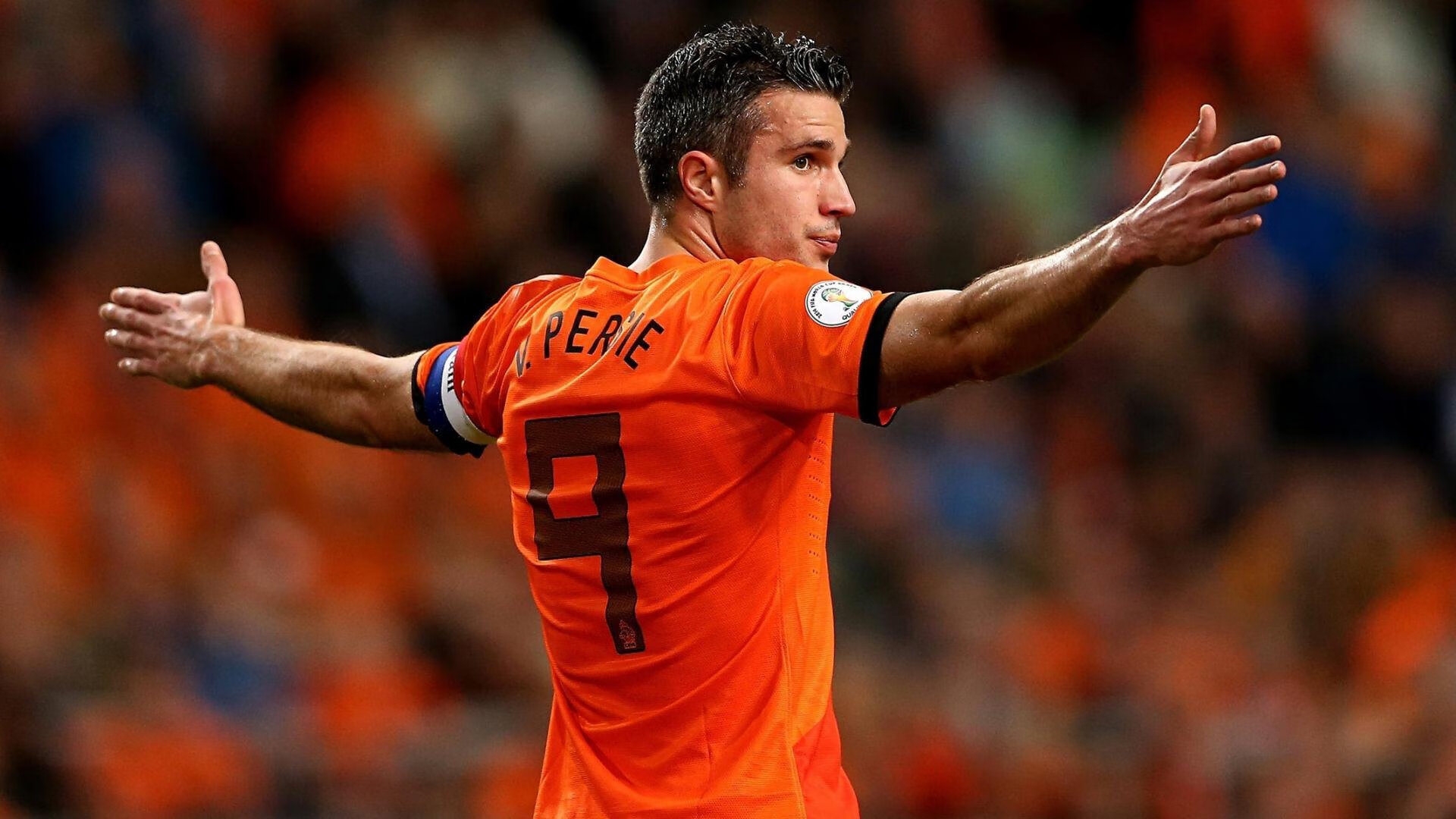 “英超赛季渐入佳境,豪门各显神通”,英超赛季前瞻